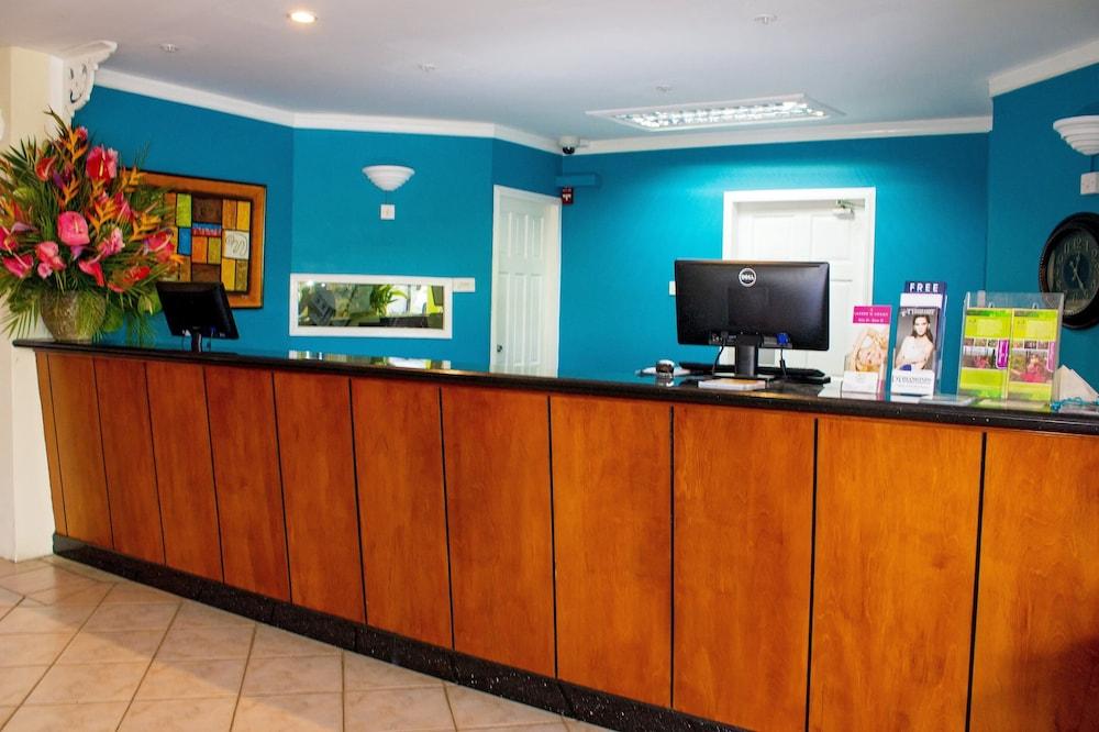 Bay Gardens Inn Gros Islet Exterior foto