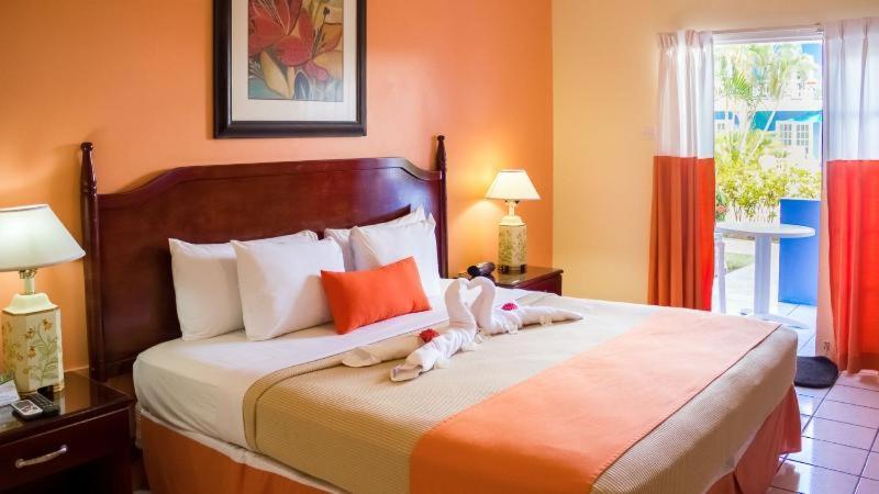 Bay Gardens Inn Gros Islet Quarto foto