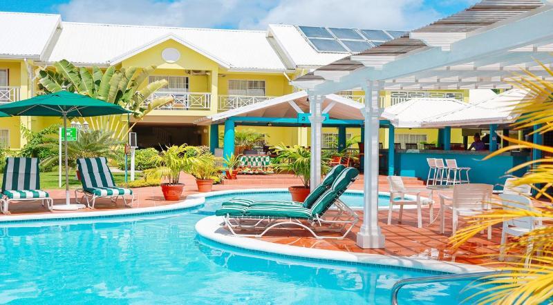 Bay Gardens Inn Gros Islet Exterior foto